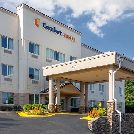 Comfort Suites Raleigh Walnut Creek Exterior photo